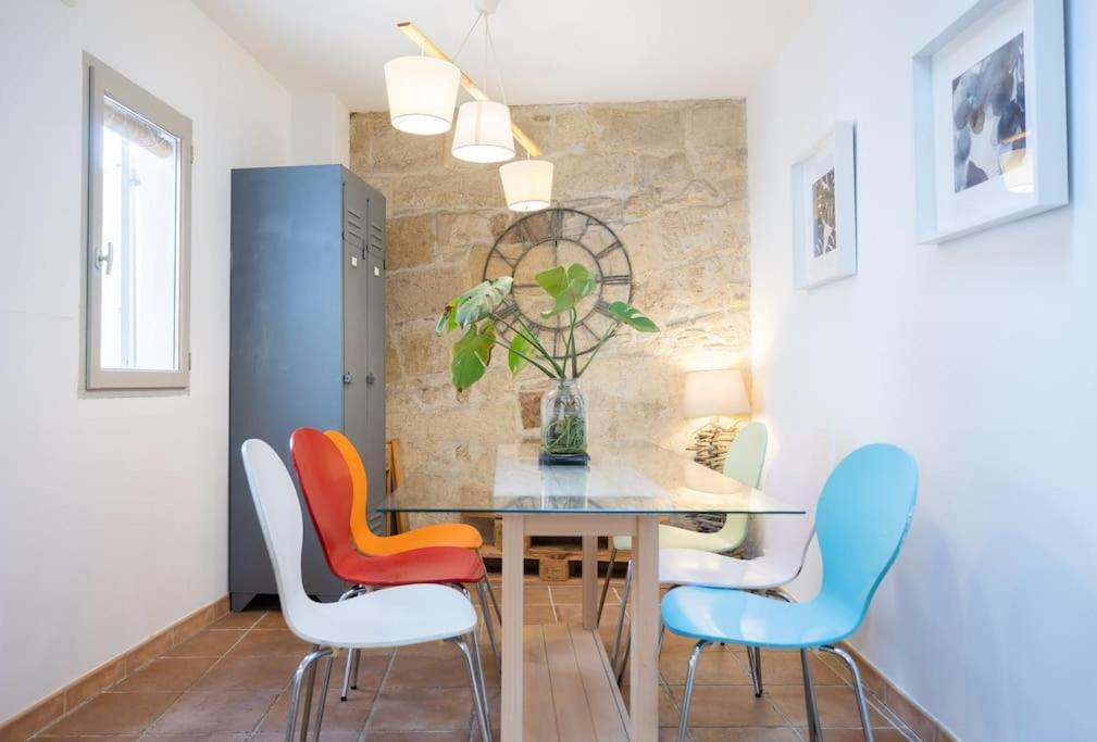 Le Cosy, T3 En Duplex, Climatise, Centre Historique Apartment Montpellier Luaran gambar